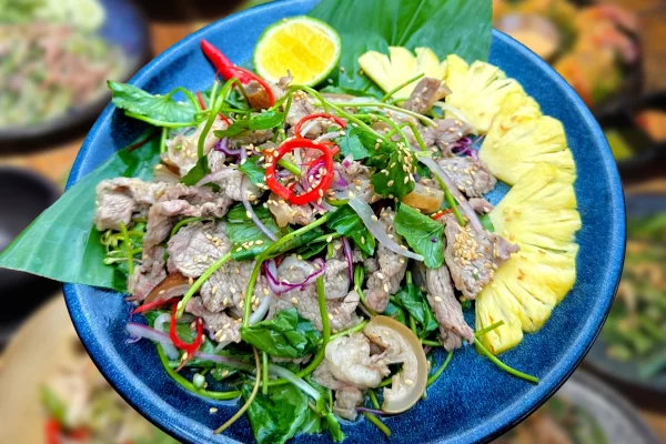 Nộm dê rau má